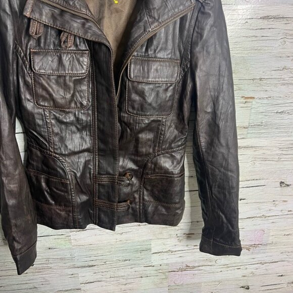 Danier brown leather jacket size xs made in Canada - Picture 3 of 7